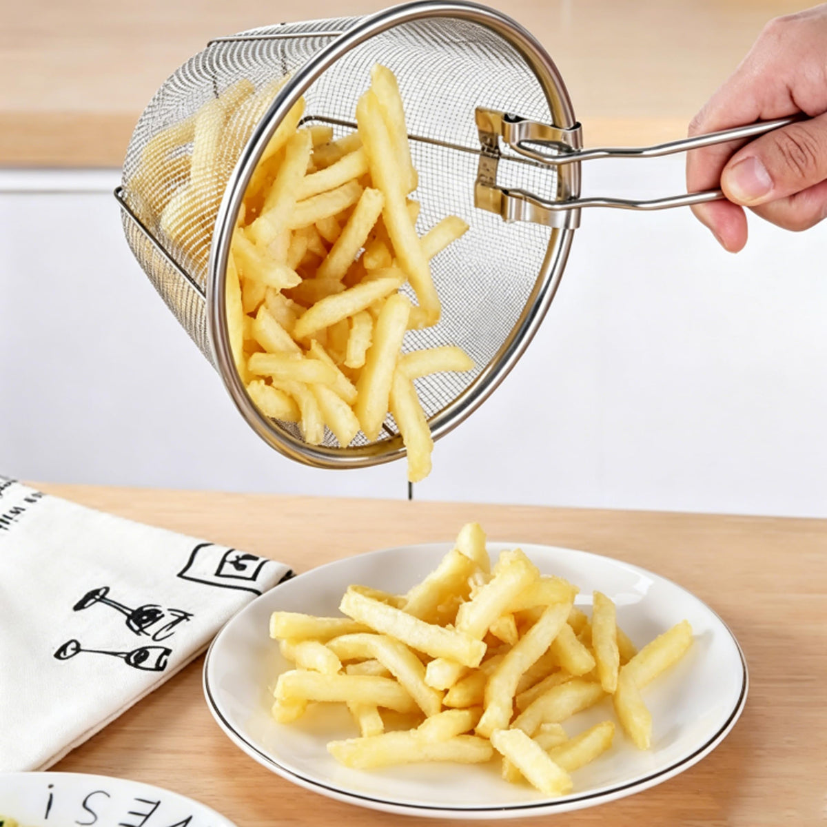 7 inch Stainless Steel Deep Fryer Basket D861