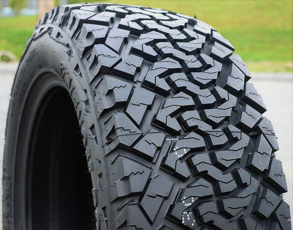 4 x LT275/60R20 Tires N448678